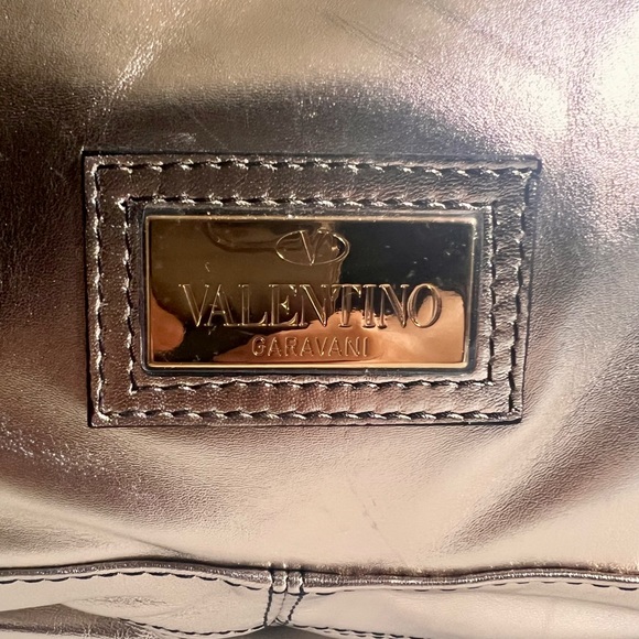 RARE NWT Valentino Garavani w/ Swarovski Crystals Nuage Bow Leather Hobo Bag - Picture 6 of 13